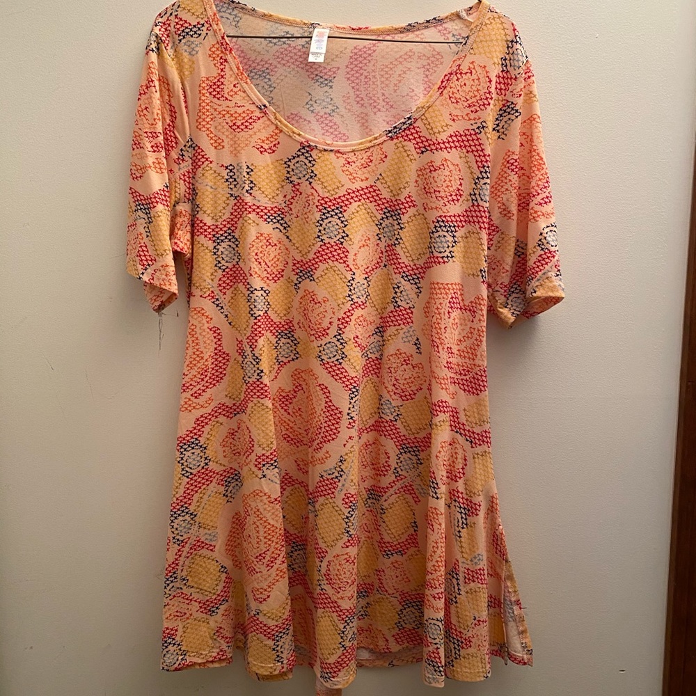 🎈SOLD🎈LuLaRoe Perfect T